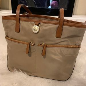 Micheal Kors Nylon Purse Brown/Tan